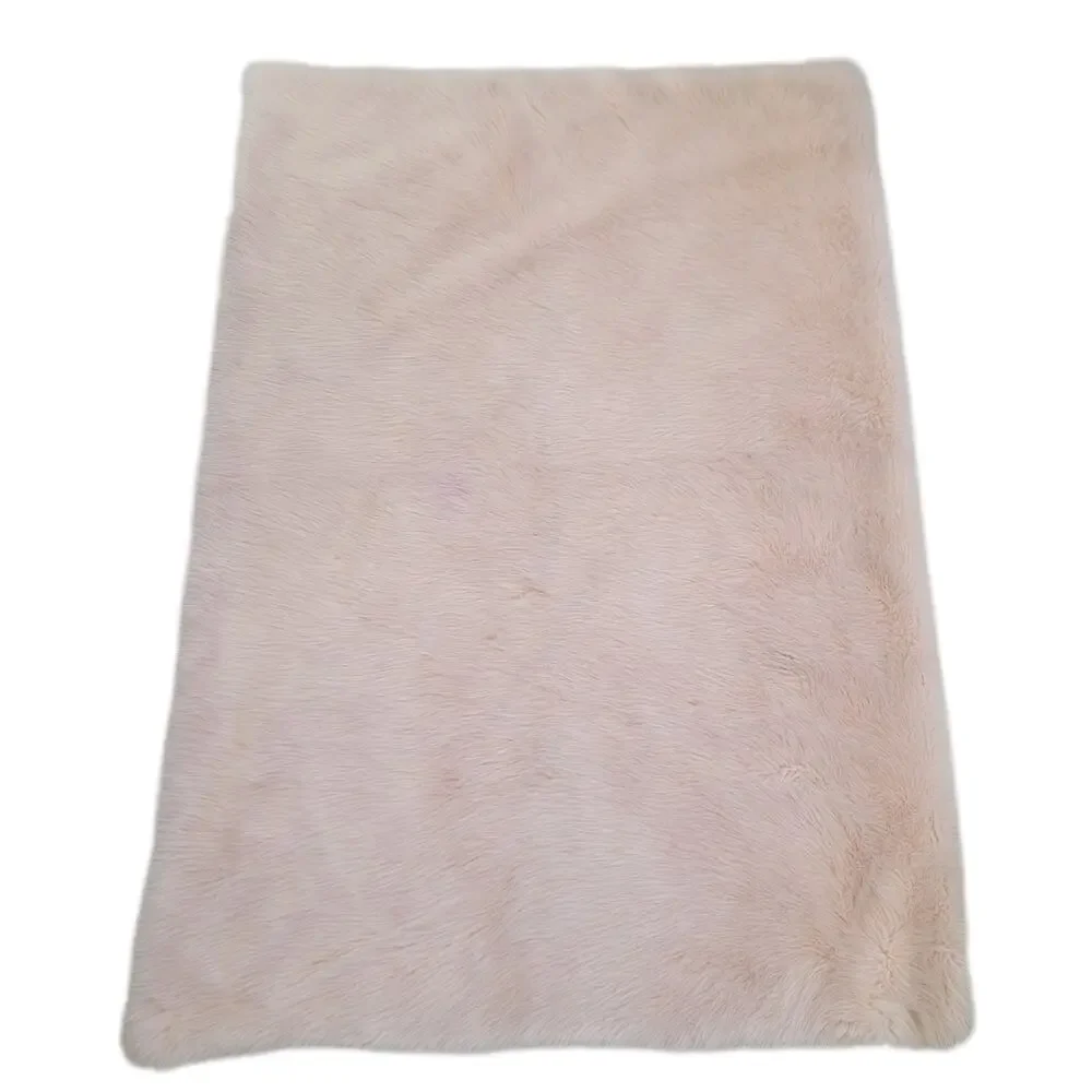 Pottery Barn Kids Faux Fur Eyelash Throw Blanket Rug Pink 45‎ x 60 Decor